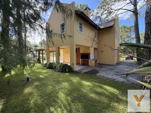 Departamento en venta - 3 Dormitorios 3 Baños - Cariló