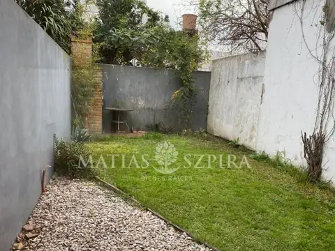 Depto Tipo Casa en Venta con 1 cocheras