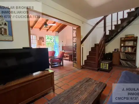 Casa 5 ambientes con 2 baños