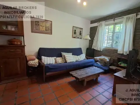 Casa en Alquiler con 1 cochera