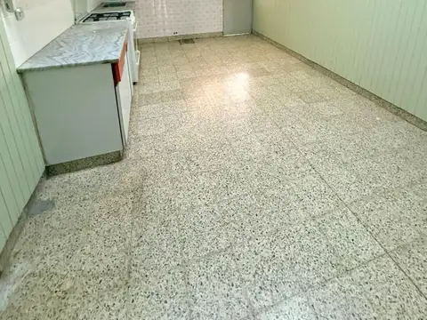 Casa en Alquiler con 1 cochera