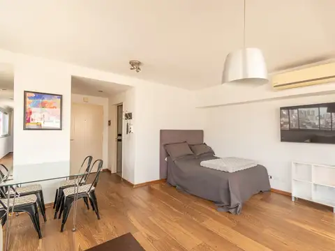 EN VENTA BARRIO NORTE RECOLETA PISO 11 CON BALCÓN