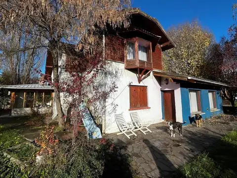 Casa de 5 habitaciones en Venta B° Andén / El Bolsón