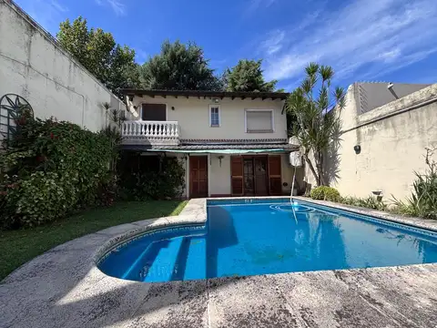 Casa 3 ambientes con 2 baños