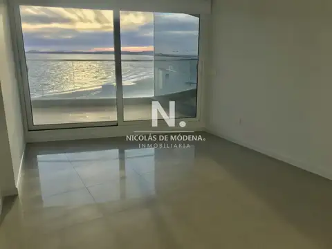 Departamento en Venta en Victorino de la Plaza, USD 750.000