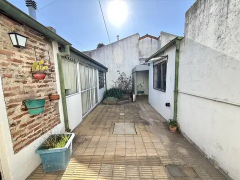 Casa en Venta en Temperley, USD 58.000