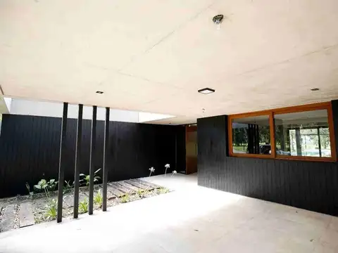 Casa en Venta en Club Miralagos, USD 390.000