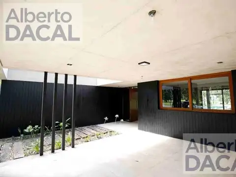 Casa en Venta en Club Miralagos, USD 380.000