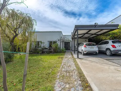 Casa en un planta San Gabriel con gran pileta