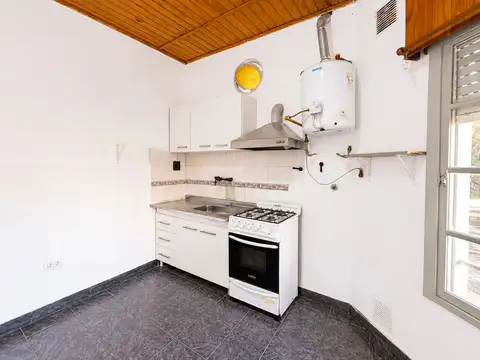 Depto Tipo Casa 2 ambientes con 1 baño