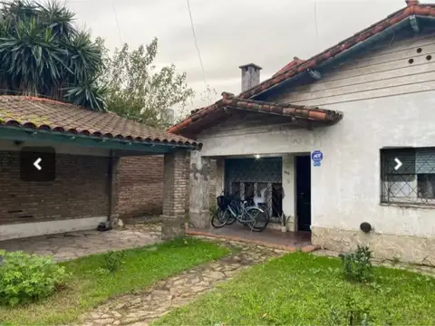 VENTA  CASA A REFACCIONAR EN BELLA VISTA 