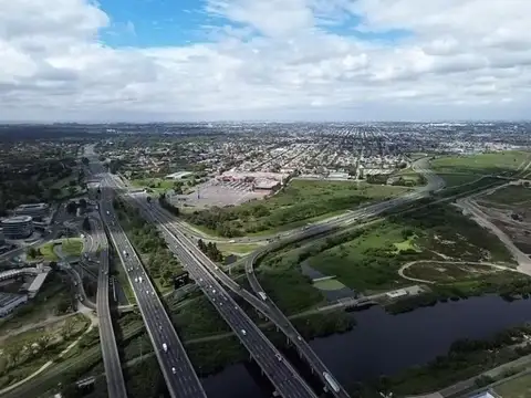 Terreno en Venta 127  mts Fondo