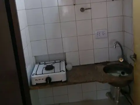 Oficina en alquiler en esquina