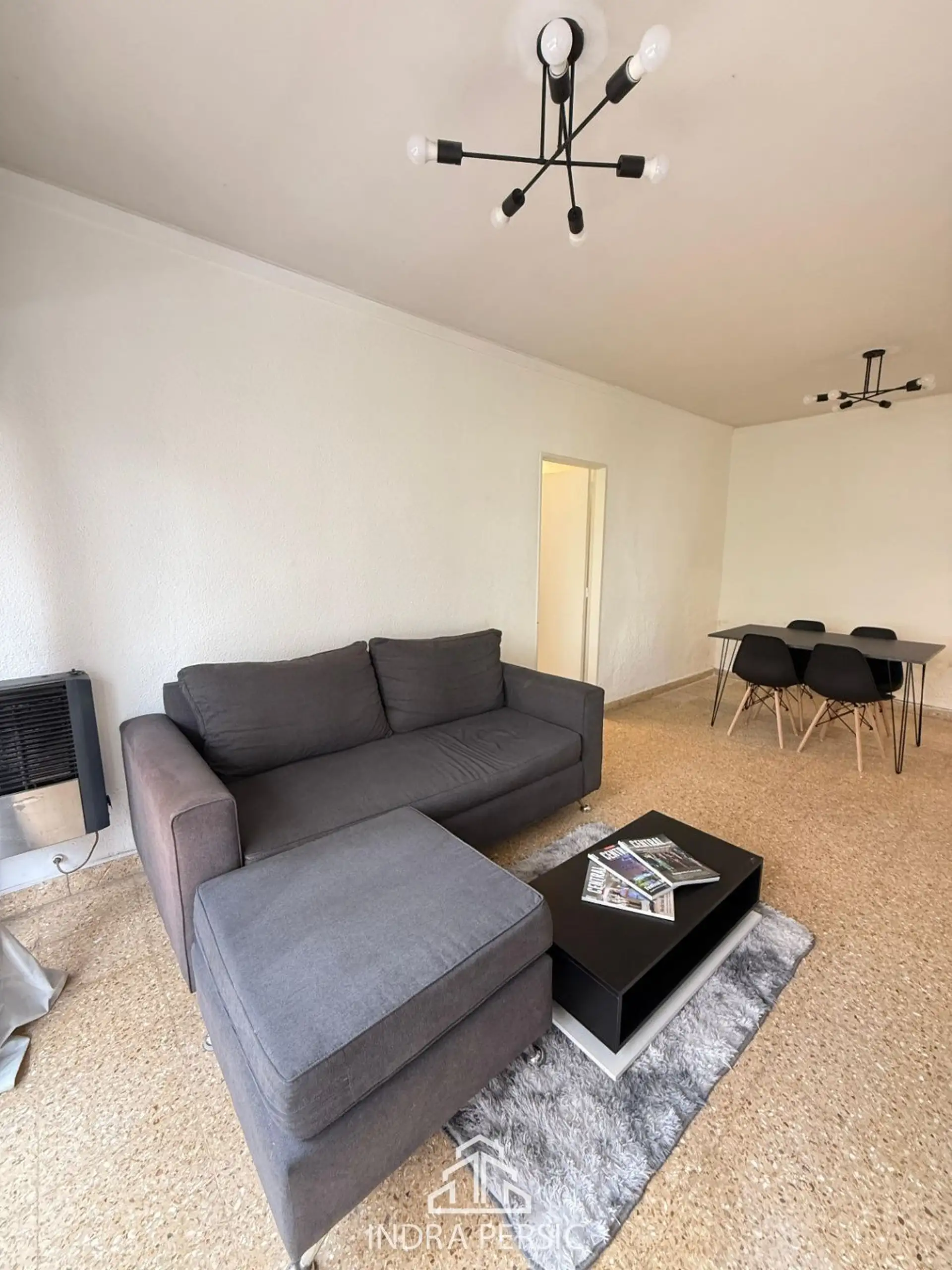Departamento 3 amb, 61m² con balcón saliente — Centro
