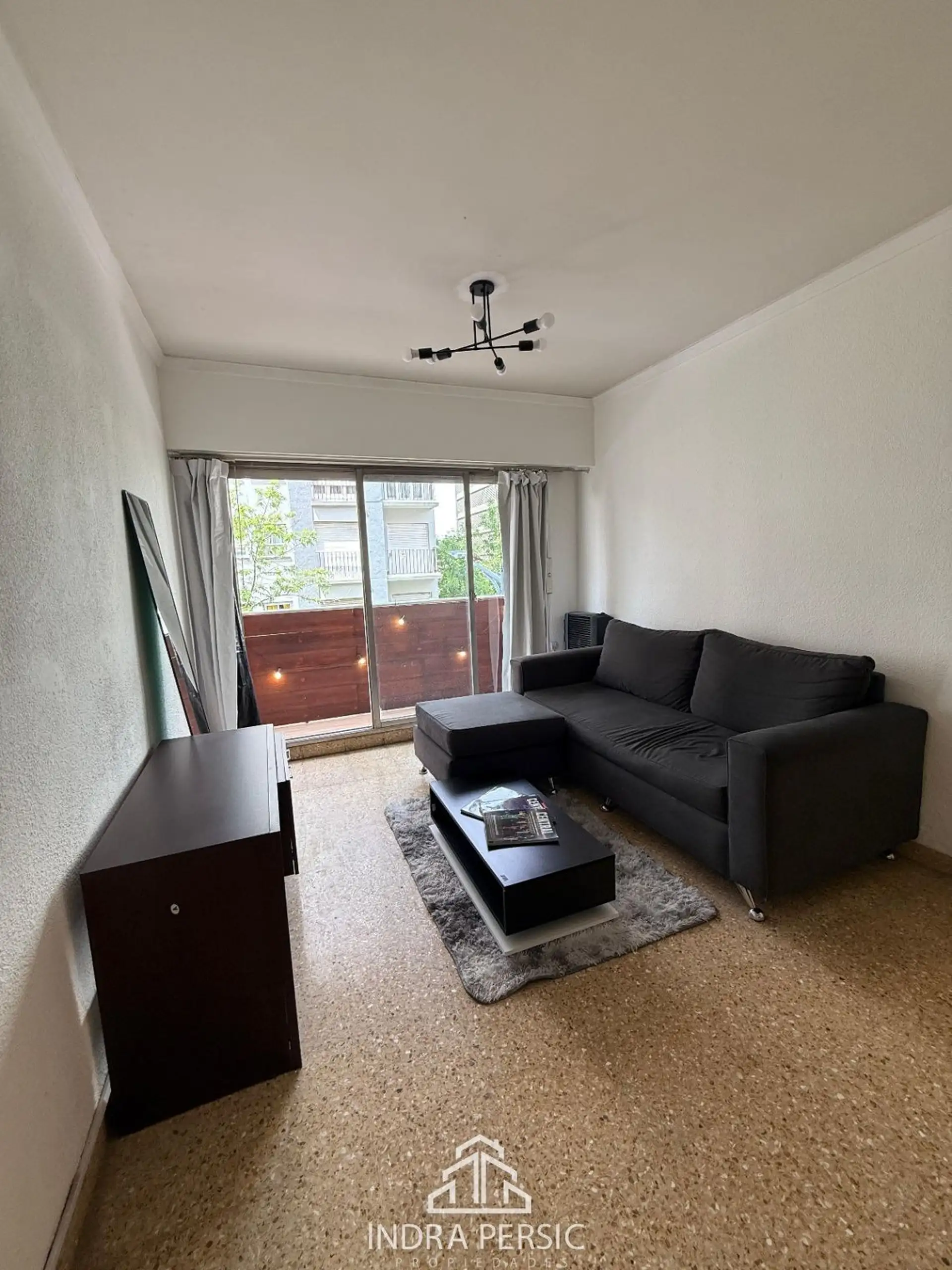 Departamento 3 amb, 61m² con balcón saliente — Centro