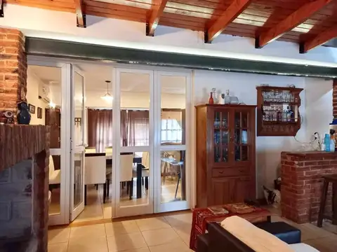 Casa en Venta en Ituzaingó, USD 230.000