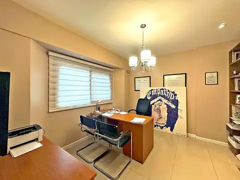 Casa 9 ambientes con 6 baños