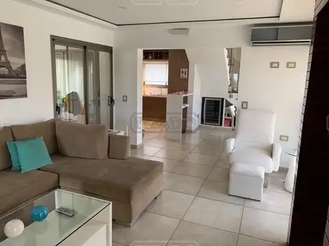 Casa en Venta en El Casco De Alvarez, USD 280.000