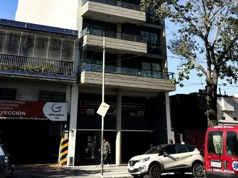 VENTA DPTO 2 AMBIENTES EN MATADEROS CON COCHERA