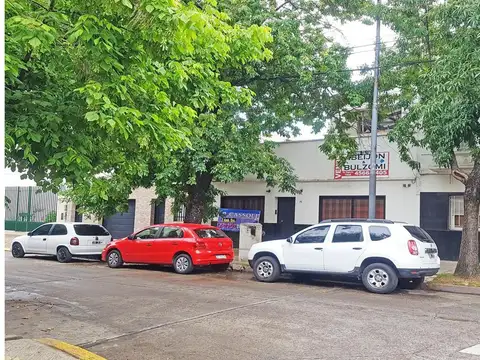 CASA FLORESTA  Residencial 3Amb+Hab.Serv 3Baños Tza Quincho