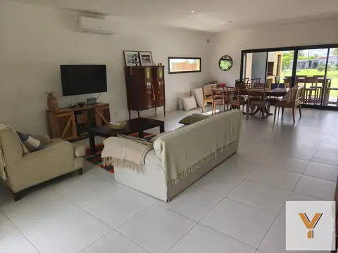 Casa en Venta en San Sebastián, USD 190.000