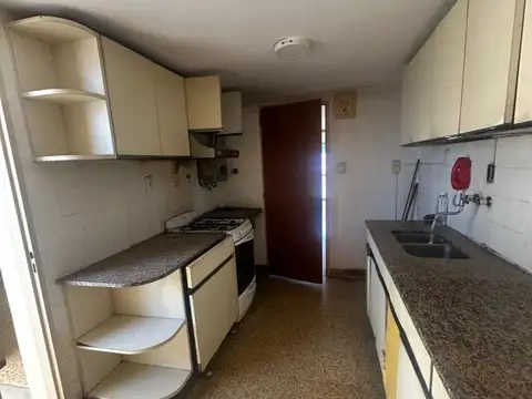 Depto Tipo Casa en Alquiler de 2 dormitorios