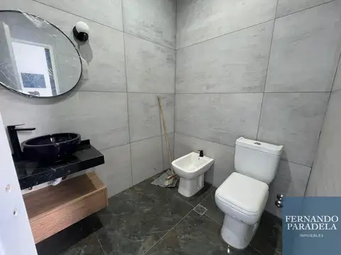 Casa 4 ambientes con 3 baños