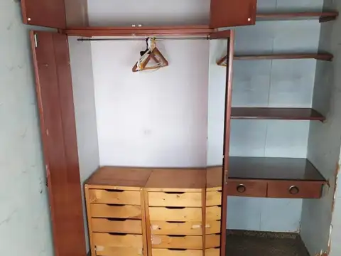 VENTA DE HERMOSO DEPARTAMENTO 3 AMBIENTES EN LINIERS
