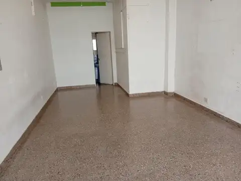 Local en Alquiler 50 años