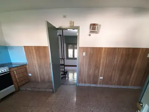 Depto Tipo Casa en Alquiler con 1 cocheras