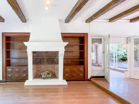 Casa en Alquiler en Acassuso Libertador  /  Solis, USD 3.500