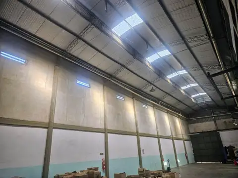 Galpon en Venta en Valentin Alsina, USD 250.000