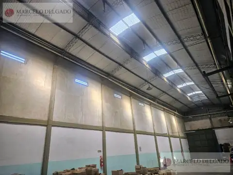 Galpon en Venta en Valentin Alsina, USD 225.000