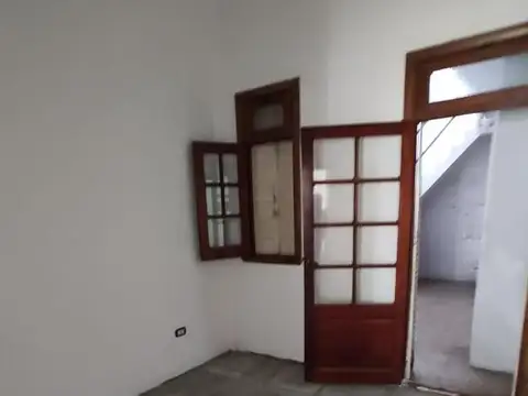 Local en Venta Via Pública