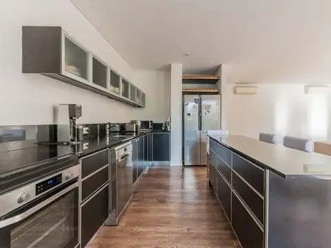 Departamento en Venta con 2 cocheras
