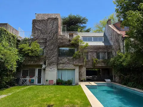 Casa en Venta con 1 cochera