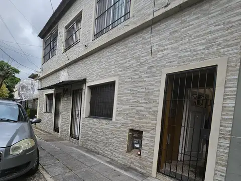 Depto Tipo Casa en Alquiler de 2 ambientes