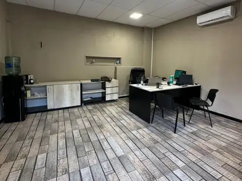 Galpon en Venta en Flores, USD 450.000