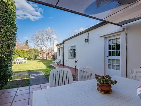 CASA EN VENTA EN GONNET