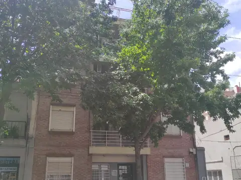 Avenida Ovidio Lagos 600, Piso pb