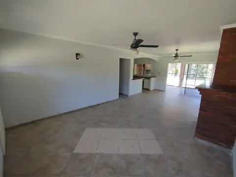 Casa en Alquiler de 3 dormitorios