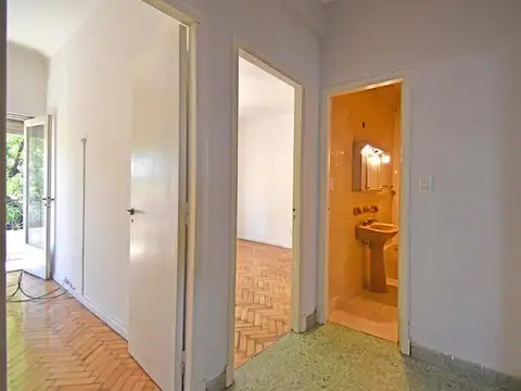 Depto Tipo Casa en Venta 60 años