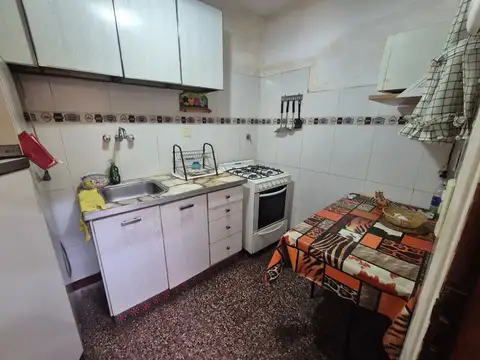 Depto Tipo Casa en Venta 56 años