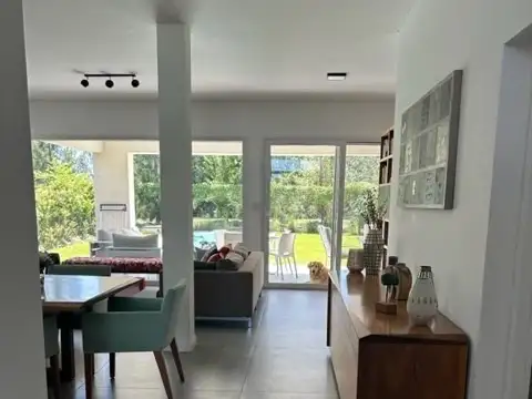 Casa en Alquiler al Este