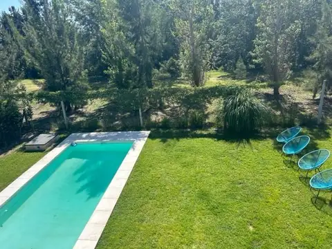 Casa 6 ambientes con 5 baños
