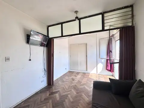 Departamento en Venta en Pompeya, USD 35.000