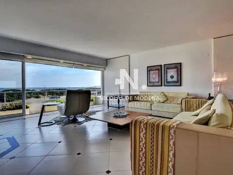Departamento en Venta en Playa Brava, USD 690.000