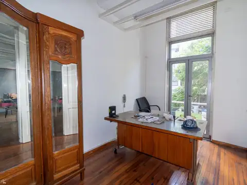 San Luis 1532 , Piso 1