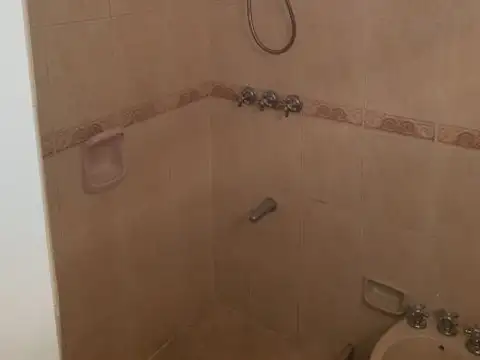 Departamento 4 ambientes con 1 baño