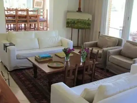 Casa en Venta de 5 dormitorios